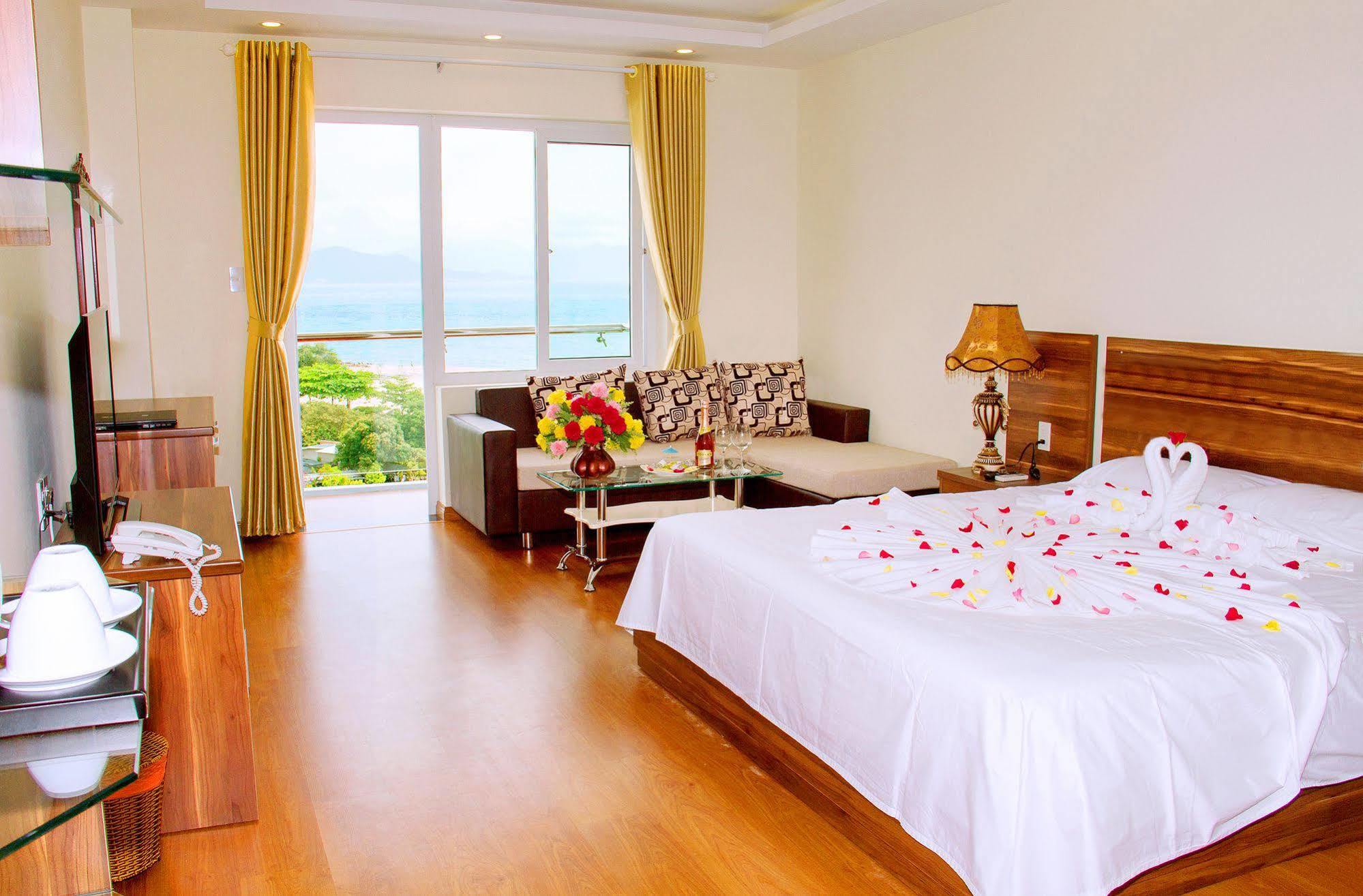 Sky Nha Trang Hotel Exterior foto